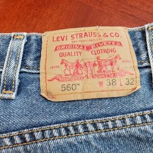 Mens Levi jeans 38x32